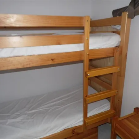 Studio Cabine Mezzanine Cosy Avec Terrasse Et Parking Prive, Proche Plages - 4 Couchages - Fr-1-326-606 * Le Castellas